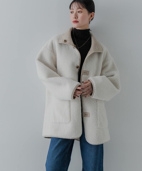 URBAN RESEARCH(アーバンリサーチ)の「ECOPELフェイクムートンリバーシブルコート(ムートンコート・レディース・IVO×CML/BRN×BRN/OFF×GREGE・Free)」の11枚目の写真