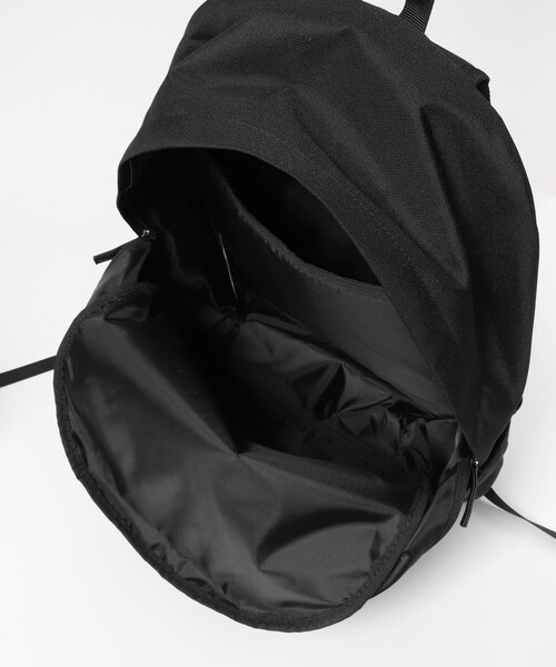 ITEMS URBANRESEARCH（アイテムズ アーバンリサーチ）の「LEE　Water Proof Day Bag（バックパック/リュック・メンズ・BLK・-）」の6枚目の写真