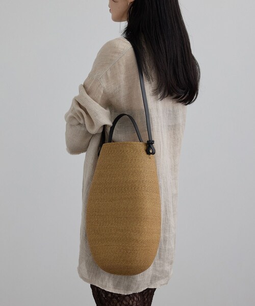ADAM ET ROPE'（アダムエロペ）の「【J'aDoRe・一部店舗限定】【KAMARO'AN（カマロアン）】Gourd Bucket Bag（かごバッグ・レディース・キナリ・F）」の3枚目の写真