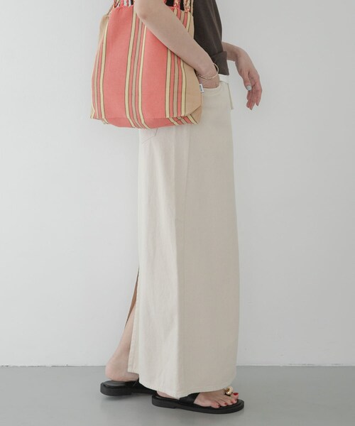 URBAN RESEARCH Sonny Label（アーバンリサーチサニーレーベル）の「ライトオンスIラインデニムスカート（デニムスカート・レディース・アイボリー/ライトインディゴ・36/38）」の8枚目の写真
