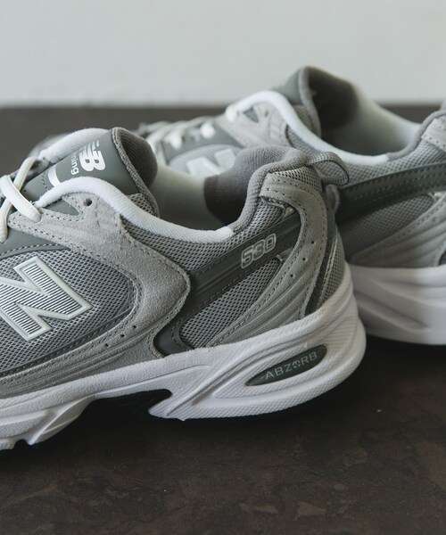 URBAN RESEARCH DOORS(アーバンリサーチドアーズ)の「NEW BALANCE MR530CK(スニーカー・メンズ・GRAY・26/26.5/27/27.5/28/28.5/29)」の4枚目の写真