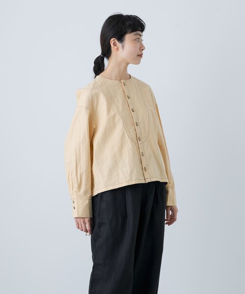 かぐれ(カグレ)の「Vlas Blomme ステッチヨークブラウス(シャツ/ブラウス・レディース・Beige/Black・FREE)」の8枚目の写真