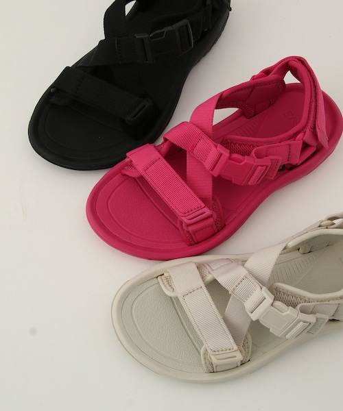 ROPE'（ロペ）の「【TEVA】HURRICANE VERGE（サンダル・レディース・ブラック/ホワイト系/ピンク・22.0）」の17枚目の写真