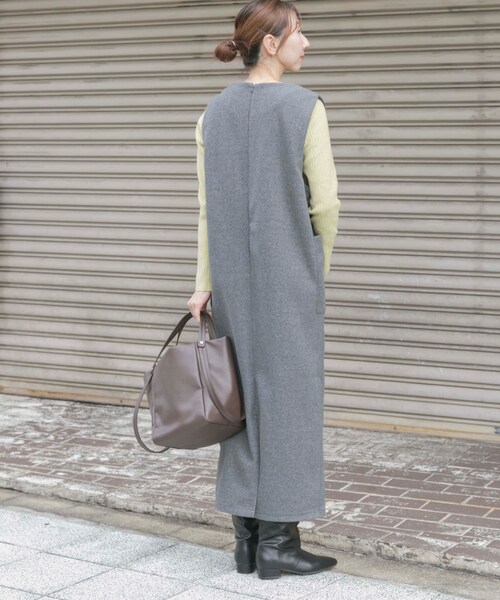 ITEMS URBANRESEARCH(アイテムズ アーバンリサーチ)の「ジャージメルトンジャンパースカート(ワンピース・レディース・GRY/BLK・Free)」の19枚目の写真