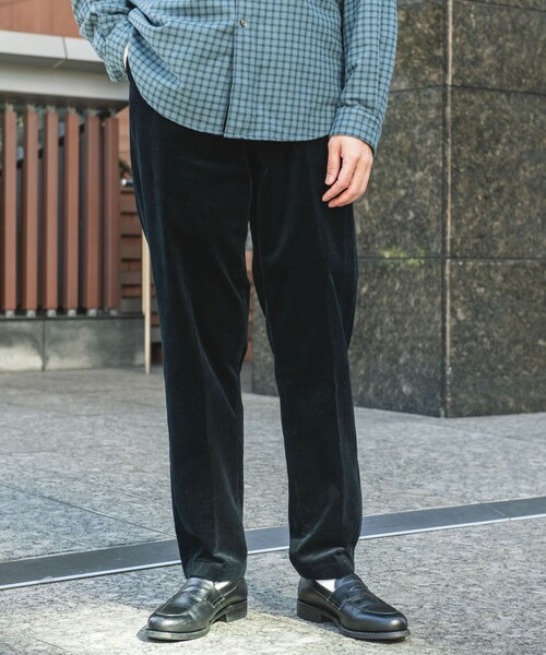 URBAN RESEARCH DOORS（アーバンリサーチドアーズ）の「『UR TECH』コーデュロイトラウザー（その他パンツ・メンズ・OFF/BROWN/CHARCOAL/NAVY・S/M/L/XL）」の4枚目の写真