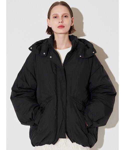 ELENDEEK（エレンディーク）の「OVER FORM DOWN CT（ダウンジャケット/コート・レディース・アイボリー/ライトグレー/ブラック・F）」の8枚目の写真