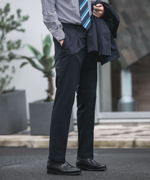URBAN RESEARCH DOORS(アーバンリサーチドアーズ)の「LIFE STYLE TAILOR Move it アクティブパンツ(スラックス・メンズ・BLACK/NAVY・44/46/48/50)」の20枚目の写真