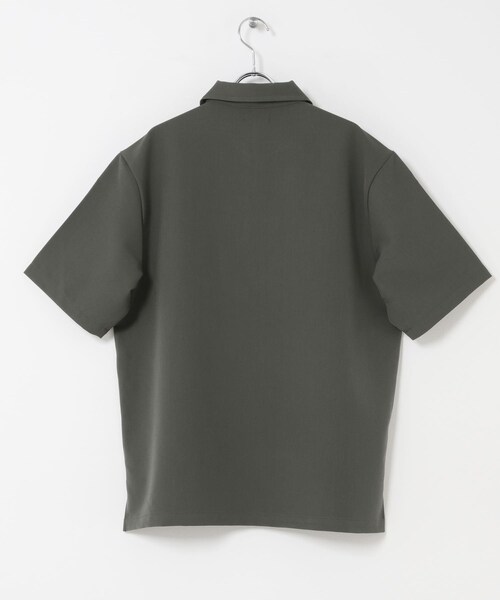 ITEMS URBANRESEARCH（アイテムズ アーバンリサーチ）の「冷感+速乾TRストレッチハーフZIP プルオーバー（シャツ/ブラウス・メンズ・CHARCOAL/BEIGE/BLUE/GREEN・M/L）」の16枚目の写真
