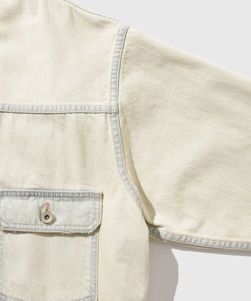ADAM ET ROPE'（アダムエロペ）の「【DAIRIKU/ダイリク】Ice Wash 2PKT Denim Jacket（デニムジャケット・メンズ・ホワイト系・L/M）」の6枚目の写真