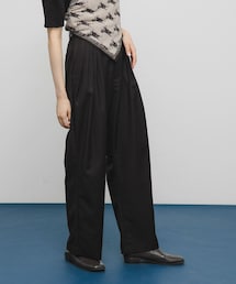 KBF | タックデザインスラックス(その他パンツ)