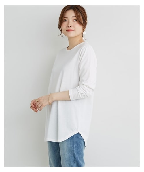 nissen（ニッセン）の「重ね着用長袖Ｔシャツ（ラウンドへム・スクエアへム）（Tシャツ/カットソー・レディース・ラウンドへム(オフホワイト)/スクエアへム(オフホワイト)/襟ぐり広めラウンドへム(オフホワイト)/襟ぐり広めスクエアへム(オフホワイト)・M/L/LL/S）」の2枚目の写真