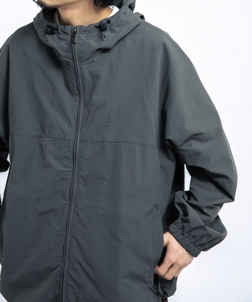 EKAL（エカル）の「『UR TECH』ナイロンタッサーフーディー（テーラードジャケット・メンズ・イエロー/ネイビー/グラファイト/レイクブルー・M/L）」の8枚目の写真