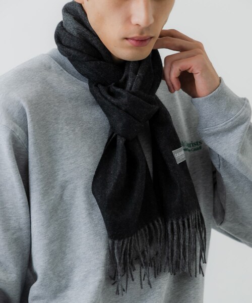 URBAN RESEARCH（アーバンリサーチ）の「ダブルフェイスカシミヤマフラー（マフラー・メンズ・BRN×NAVY/NAVY×BLUE/CCL×GRY・FREE）」の3枚目の写真