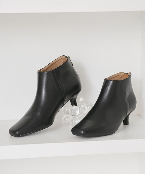 ROPE' PICNIC（ロペピクニック）の「ラインリフトショートブーツ（ブーツ・レディース・ブラック/グレー/ワイン系・23.0/23.5/24.0/24.5）」の2枚目の写真