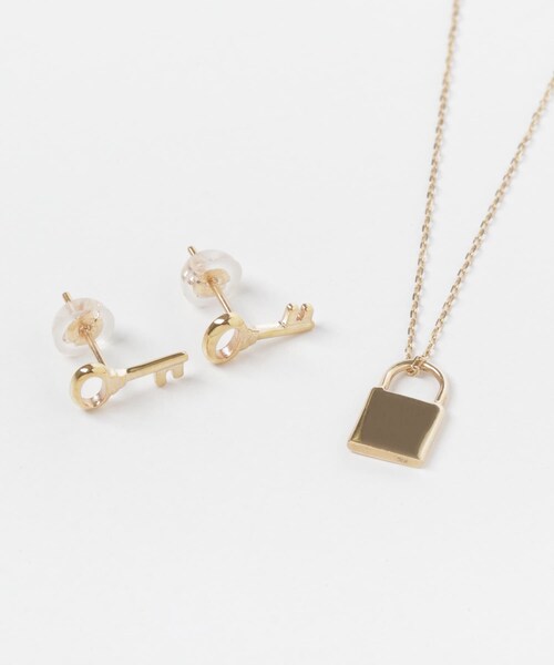 バーバリー BURBERRY 8066269 ニット 