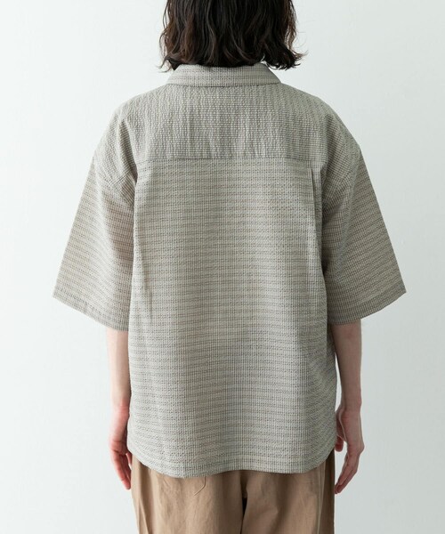 URBAN RESEARCH Sonny Label(アーバンリサーチサニーレーベル)の「シアサッカーハーフジッププルオーバー(シャツ/ブラウス・メンズ・ベージュ/ブルー・M/L)」の20枚目の写真