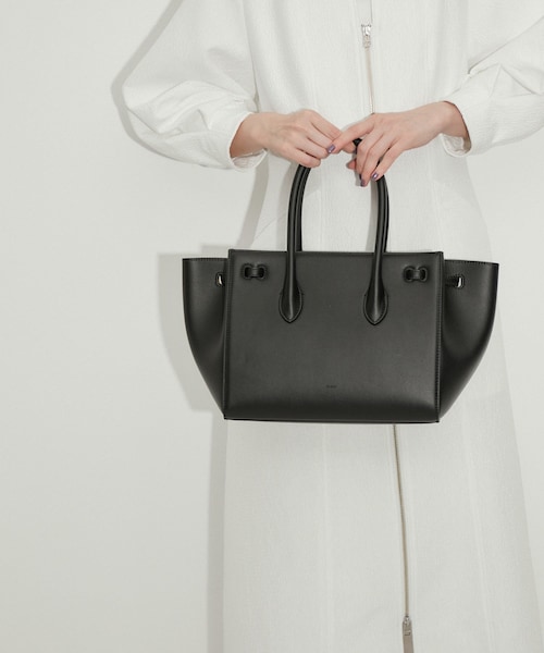 ADAM ET ROPE'（アダムエロペ）の「【VASIC】Gabi Mini（トートバッグ・レディース・ブラック/ブラウン・F）」の4枚目の写真