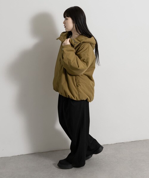 THE GOODLAND MARKET（ザグッドランドマーケット）の「『別注』MIDIUMISOLID×THE GOODLAND MARKET　hooded padding blouson（ブルゾン・レディース・black/b.khaki・38）」の18枚目の写真
