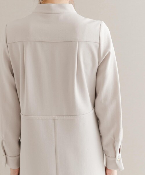 URBAN RESEARCH ROSSO（アーバンリサーチロッソ）の「ピンタックストレートワンピース（ワンピース・レディース・GREIGE/MINT/NAVY・FREE）」の18枚目の写真