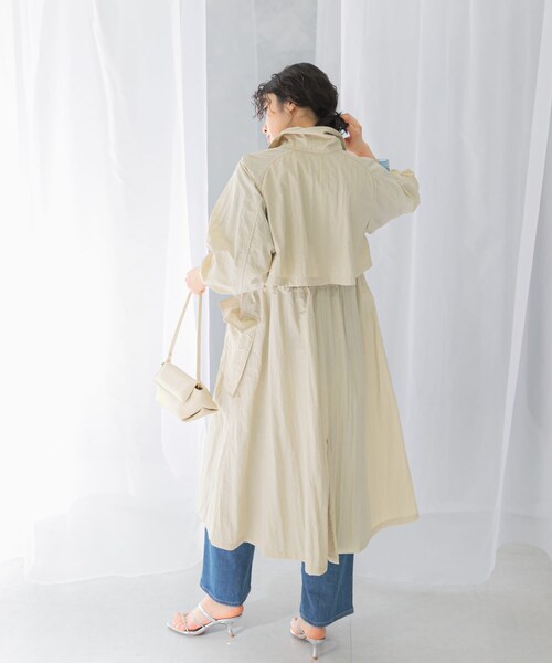 URBAN RESEARCH ROSSO（アーバンリサーチロッソ）の「撥水ボリュームモッズコート（モッズコート・レディース・BEIGE/OFF WHITE・FREE）」の4枚目の写真