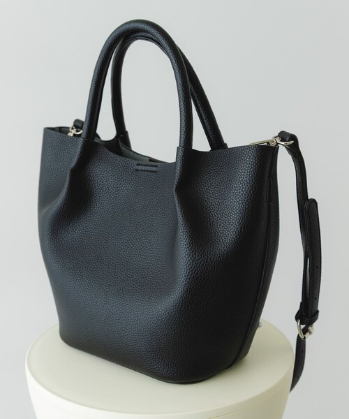 RODE SKO（ロデスコ）の「インバッグ付パールバッグ（ハンドバッグ・レディース・BLACK/GRAY・one）」の10枚目の写真