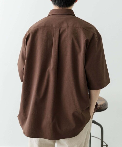 ITEMS URBANRESEARCH(アイテムズ アーバンリサーチ)の「ヨウリュウレギュラーカラー半袖シャツ(シャツ/ブラウス・メンズ・NVY/BRN/BLK・M/L)」の19枚目の写真