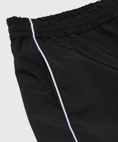ADAM ET ROPE'(アダムエロペ)の「【BASICKS/ベイシックス】Sabrina Track Trousers(その他パンツ・メンズ・ブラック・XS)」の9枚目の写真