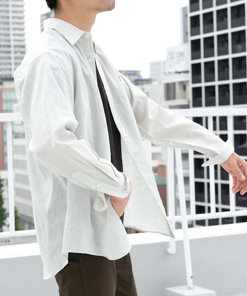 URBAN RESEARCH ROSSO（アーバンリサーチロッソ）の「『WEB限定』『XLサイズあり』リラックスコットンリネンレギュラーカラー長袖シャツ（シャツ/ブラウス・メンズ・BLU STRIPE/WHITE/NAVY/BEIGE/BLUE/BEG STRIPE・S/M/L/XL）」の2枚目の写真