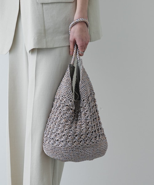 SENSE OF PLACE by URBAN RESEARCH(センスオブプレイスバイアーバンリサーチ)の「メタリックヤーンバッグ(かごバッグ・レディース・SILVER/NAVY/BROWN/MIX・One)」の4枚目の写真