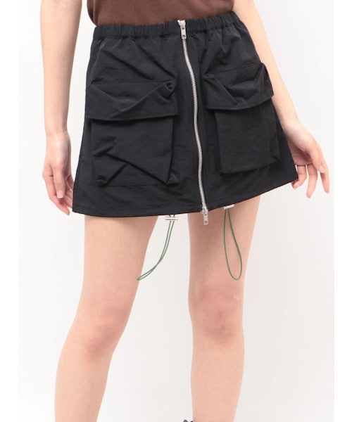 CALNAMUR（カルナムール）の「ビッグポケットスカート（スカート・レディース・ホワイト/ブラック/ブラウン・F）」の4枚目の写真