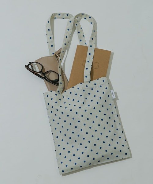 SMELLY（スメリー）の「プリントトートバッグS（トートバッグ・レディース・CHERRY/STRIPE/CHECK/DOT/FLOWER/EMBROIDERY・S）」の4枚目の写真