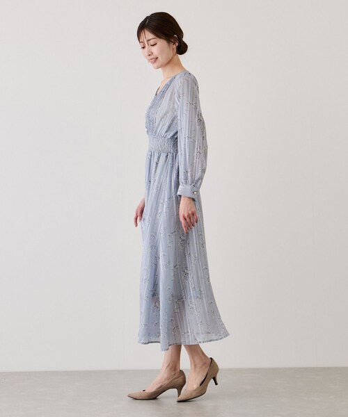 Jayro（ジャイロ）の「ピンタックプリーツ長袖ワンピース（ワンピース・レディース・ライトグレー/ホワイト系/ダークブラウン系/ネイビー/ネイビー系/ブルー/ピンク/ワイン・M）」の20枚目の写真