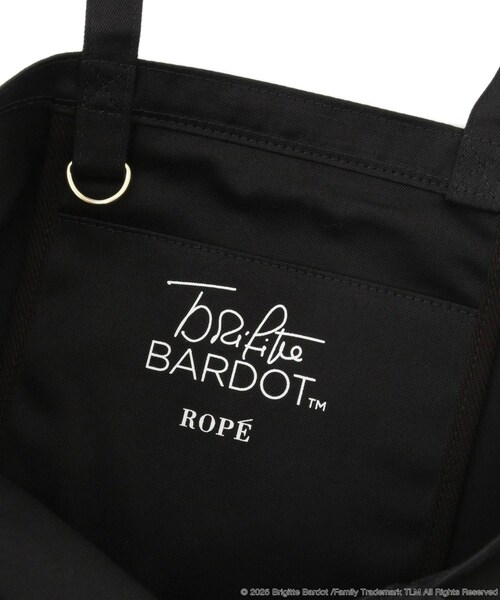 ROPE'(ロペ)の「【Brigitte Bardot×ROPE'・コラボ】モノクロフォトプリントキャンバストートバッグ【A4対応】(トートバッグ・レディース・ブラック/ホワイト・F)」の13枚目の写真