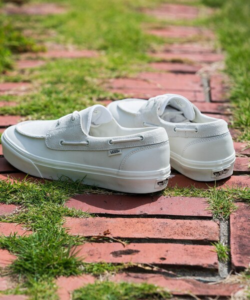 URBAN RESEARCH DOORS（アーバンリサーチドアーズ）の「VANS　EXCLUSIVE 2-ELT BOAT SHOES（スニーカー・メンズ・OFF WHITE・26/26.5/27/27.5/28/28.5）」の3枚目の写真