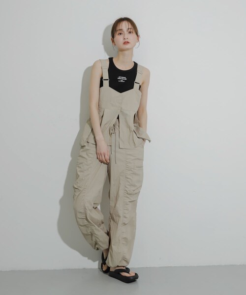 SENSE OF PLACE by URBAN RESEARCH（センスオブプレイスバイアーバンリサーチ）の「『WEB限定』トングクッションサンダル（サンダル・レディース・BLACK・24/25）」の17枚目の写真