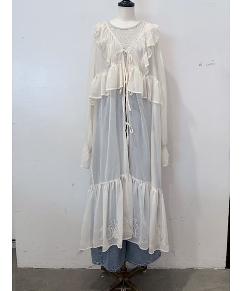 Ungrid（アングリッド）の「フリルデザインエンブロイダリーワンピース