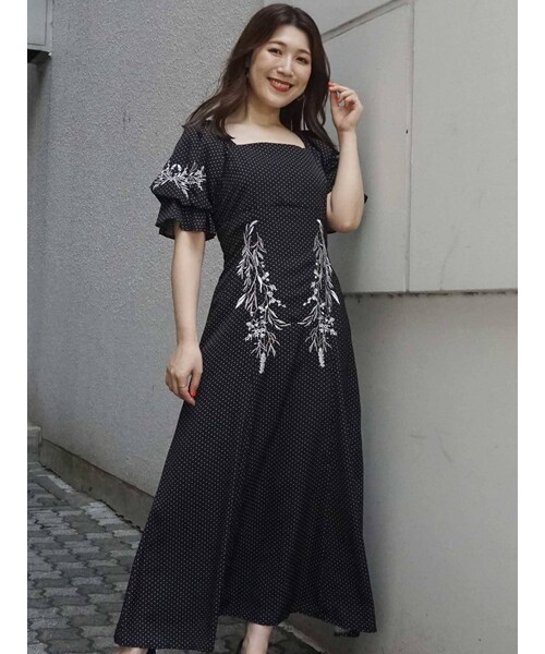 MERCURYDUO（マーキュリーデュオ）の「エンブロイダリーマーメイドドレス（ドレス・レディース・ミントグリーン/アイスブルー/ベージュ/ブラック/ダークブラウン・M/S）」の13枚目の写真