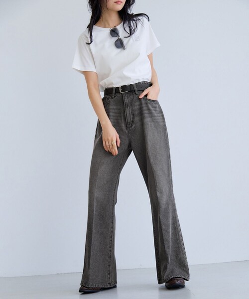 VIS(ビス)の「カラーフレアデニムパンツ(デニムパンツ・レディース・スミクロ/ベージュ/サックス・M/S)」の17枚目の写真