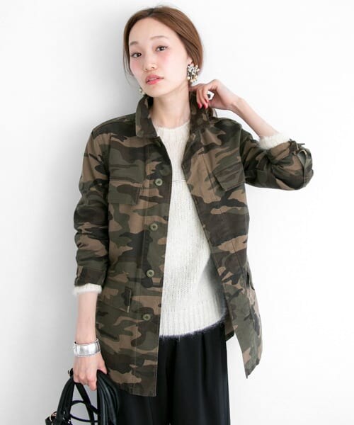 URBAN RESEARCH（アーバンリサーチ）の「ベルト付ミリタリージャケット（ミリタリージャケット・レディース・KHAKI/CAMO・FREE）」の4枚目の写真