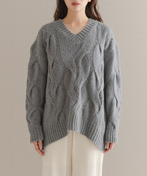 URBAN RESEARCH ROSSO（アーバンリサーチロッソ）の「ウールカシミヤケーブル編オーバーニット（ニット/セーター・レディース・OFF/PURPLE/FOGGRAY・Free）」の15枚目の写真