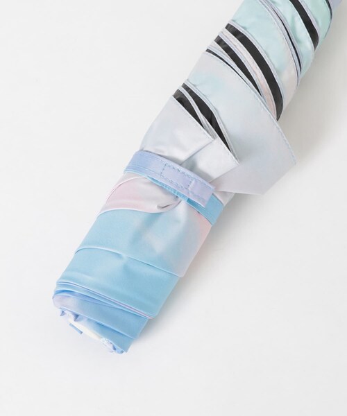 SMELLY（スメリー）の「【晴雨兼用】Wpc.　遮光軽量サンセットMINI（長傘・レディース・BLU/PNK・FREE）」の20枚目の写真