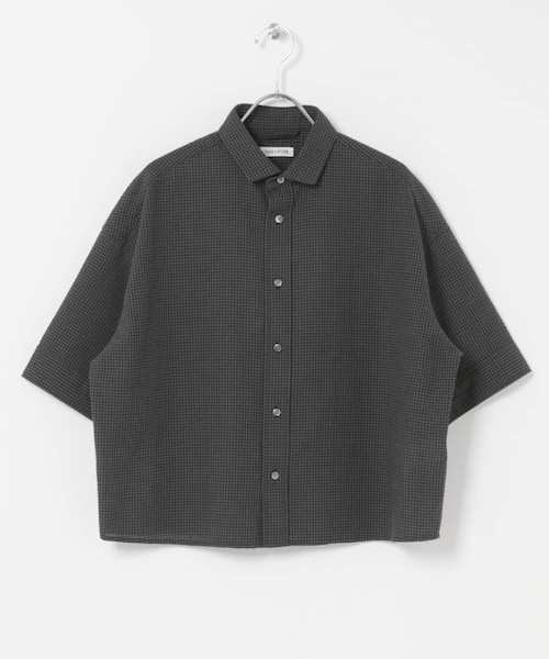 URBAN RESEARCH DOORS(アーバンリサーチドアーズ)の「FORK&SPOON シアサッカーレギュラーカラーシャツ(シャツ/ブラウス・レディース・CCLxBLK/BEGxCCL・1)」の1枚目の写真