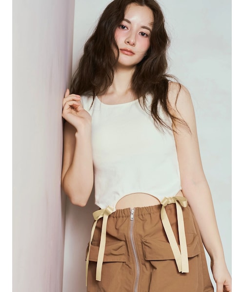 CALNAMUR（カルナムール）の「カップインリボンタンク（タンクトップ・レディース・ホワイト/ピンク/イエロー/ブラック・F）」の2枚目の写真