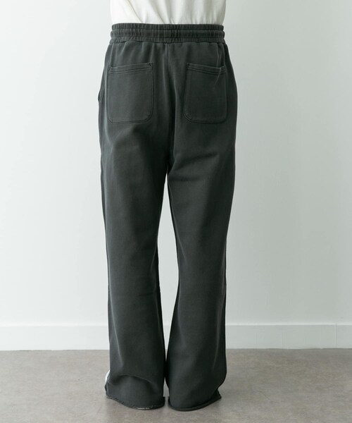 URBAN RESEARCH Sonny Label（アーバンリサーチサニーレーベル）の「スウェットワイドイージーパンツ（スウェットパンツ・メンズ・チャコール/ネイビー・M/L）」の4枚目の写真