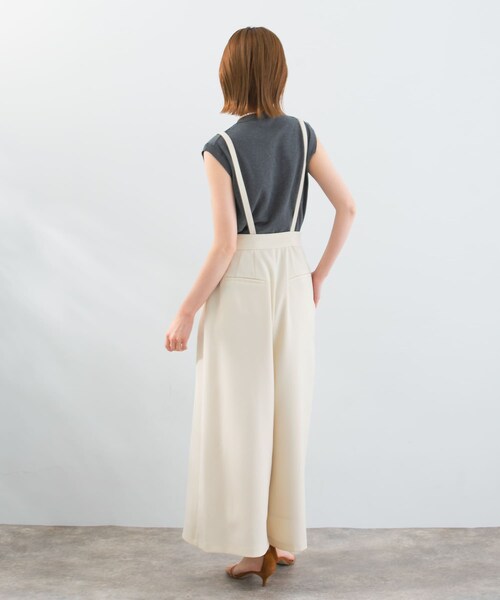 URBAN RESEARCH ROSSO（アーバンリサーチロッソ）の「サス付きタックワイドパンツ（その他パンツ・レディース・white/black・36/38）」の19枚目の写真