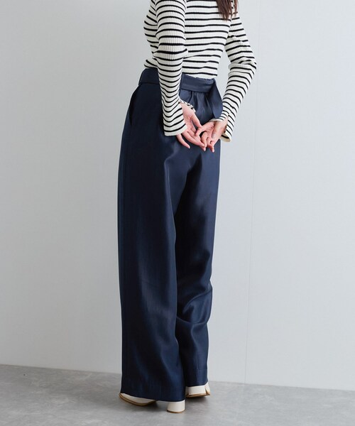 VIS（ビス）の「【洗える】シャイニーワンタックワイドパンツ（その他パンツ・レディース・ダークブラウン/ネイビー・M/S/SS）」の15枚目の写真