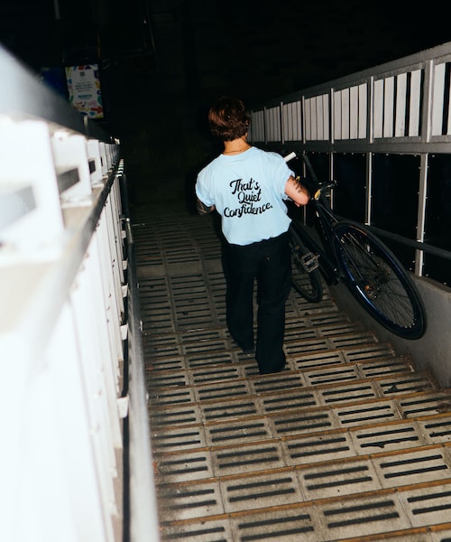 URBAN RESEARCH(アーバンリサーチ)の「Teya Flock Letter T-shirts(Tシャツ/カットソー・レディース・SAX/RED/BROWN・S/L)」の19枚目の写真