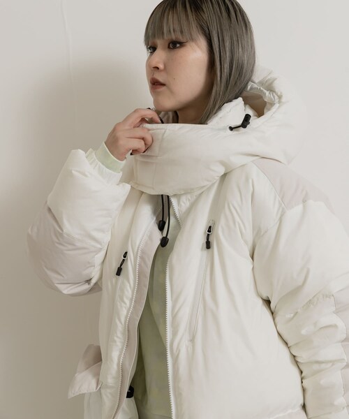 THE GOODLAND MARKET（ザグッドランドマーケット）の「KWD　BOX DOWN JACKET（その他アウター・レディース・White/Beige/Black・1）」の5枚目の写真