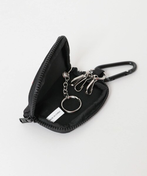 ITEMS URBANRESEARCH（アイテムズ アーバンリサーチ）の「UNIVERSAL OVERALL　U.O.Multi Key Case（キーケース/キーアクセサリー・メンズ・BLK/AML・-）」の7枚目の写真