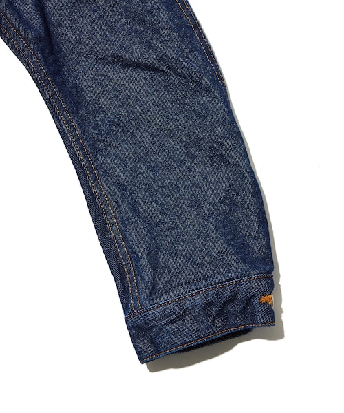 ADAM ET ROPE'(アダムエロペ)の「【NVRFRGT/ネヴァーフォーゲット】DENIM 3D TRUCKER JACKET(デニムジャケット・メンズ・ブラック/ネイビー・1/2)」の10枚目の写真